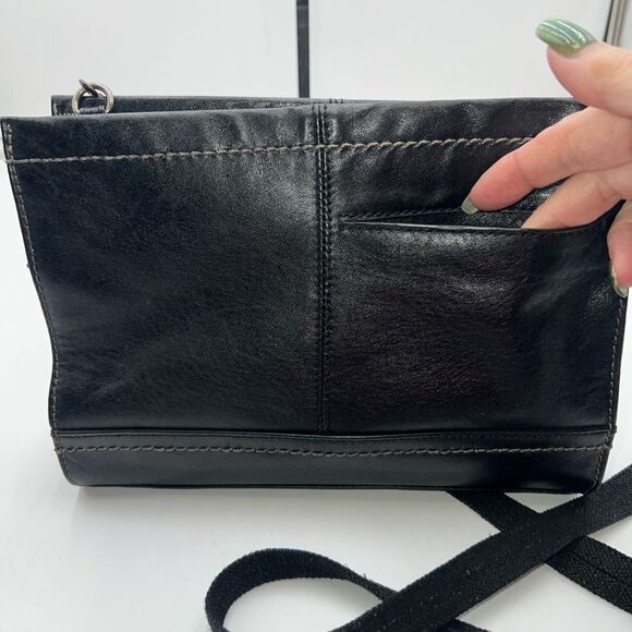 The Sak Simplistic Crossbody Black Leather Bag - Picture 12 of 13
